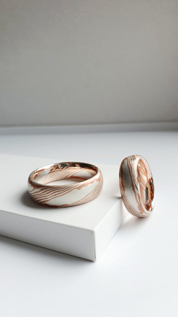 Mokume Gane Ringe mit Diamanten, Partnerringe, Eheringe, Trauringe