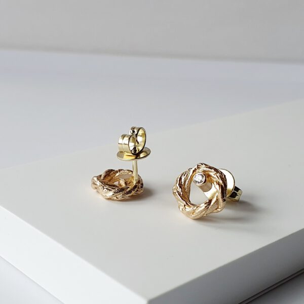 Zarte Roségold-Ohrstecker 585 mit Brillant