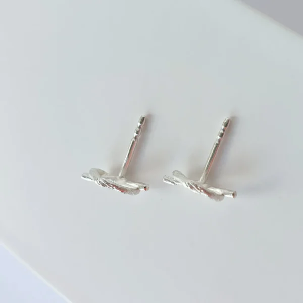 Zarte Herz-Ohrstecker aus 925 Silber