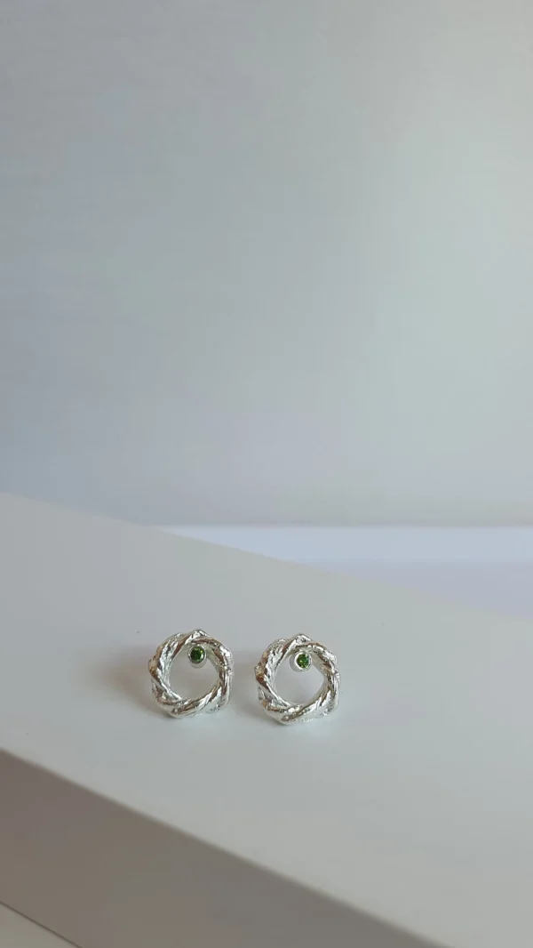 Kreisförmige Ohrstecker aus 925 Silber Mit Brillanten