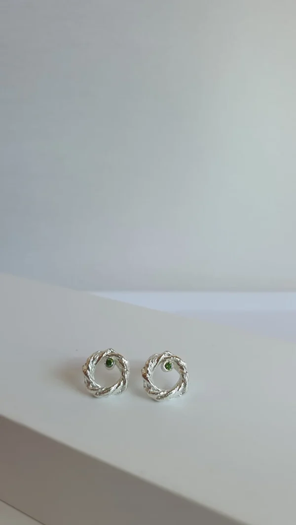Kreisförmige Ohrstecker aus 925 Silber Mit Brillanten