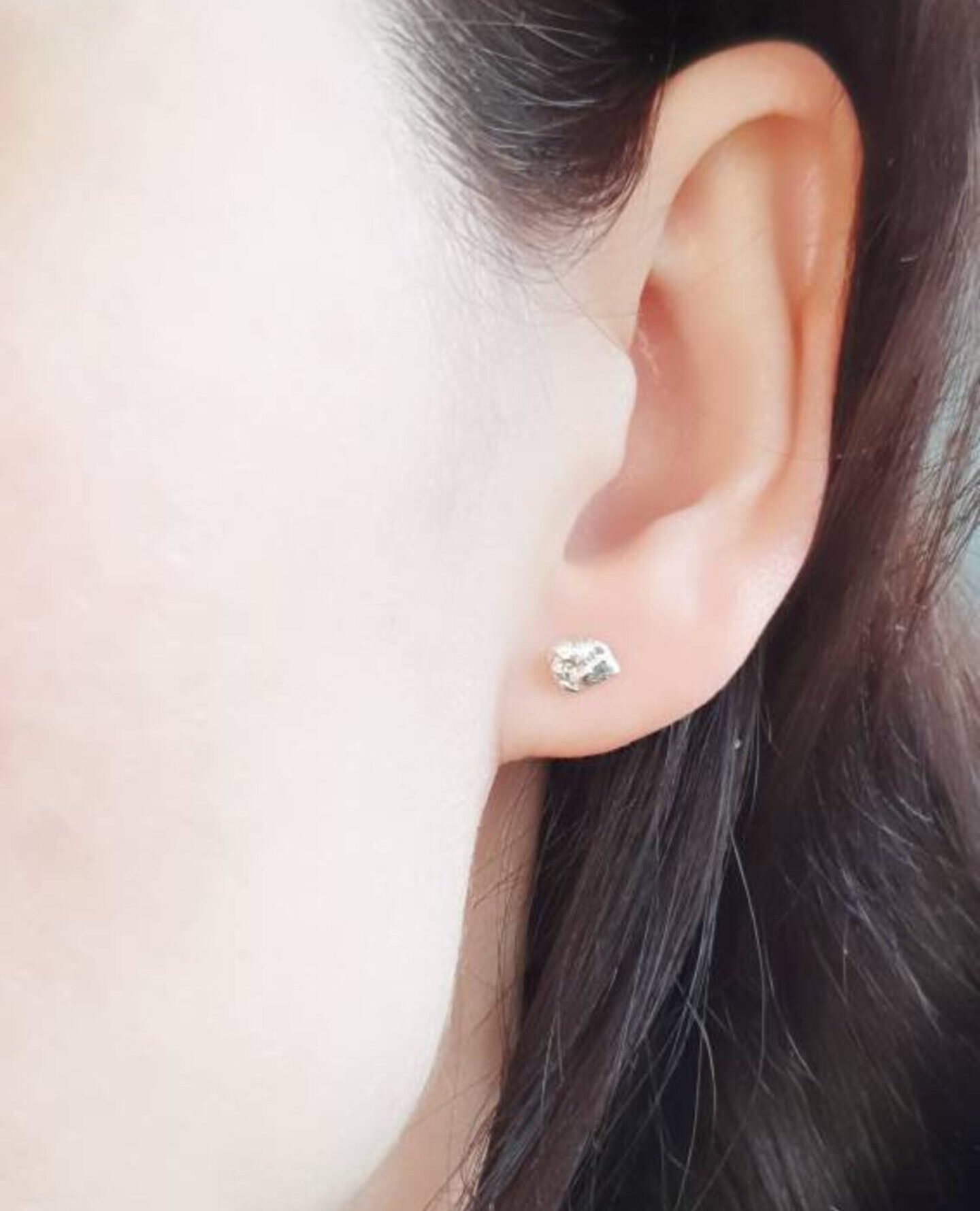 Zierliche Knoten-Ohrstecker aus 925 Silber – Minimalistisch, Zeitlos & Auch für Kinder Geeignet