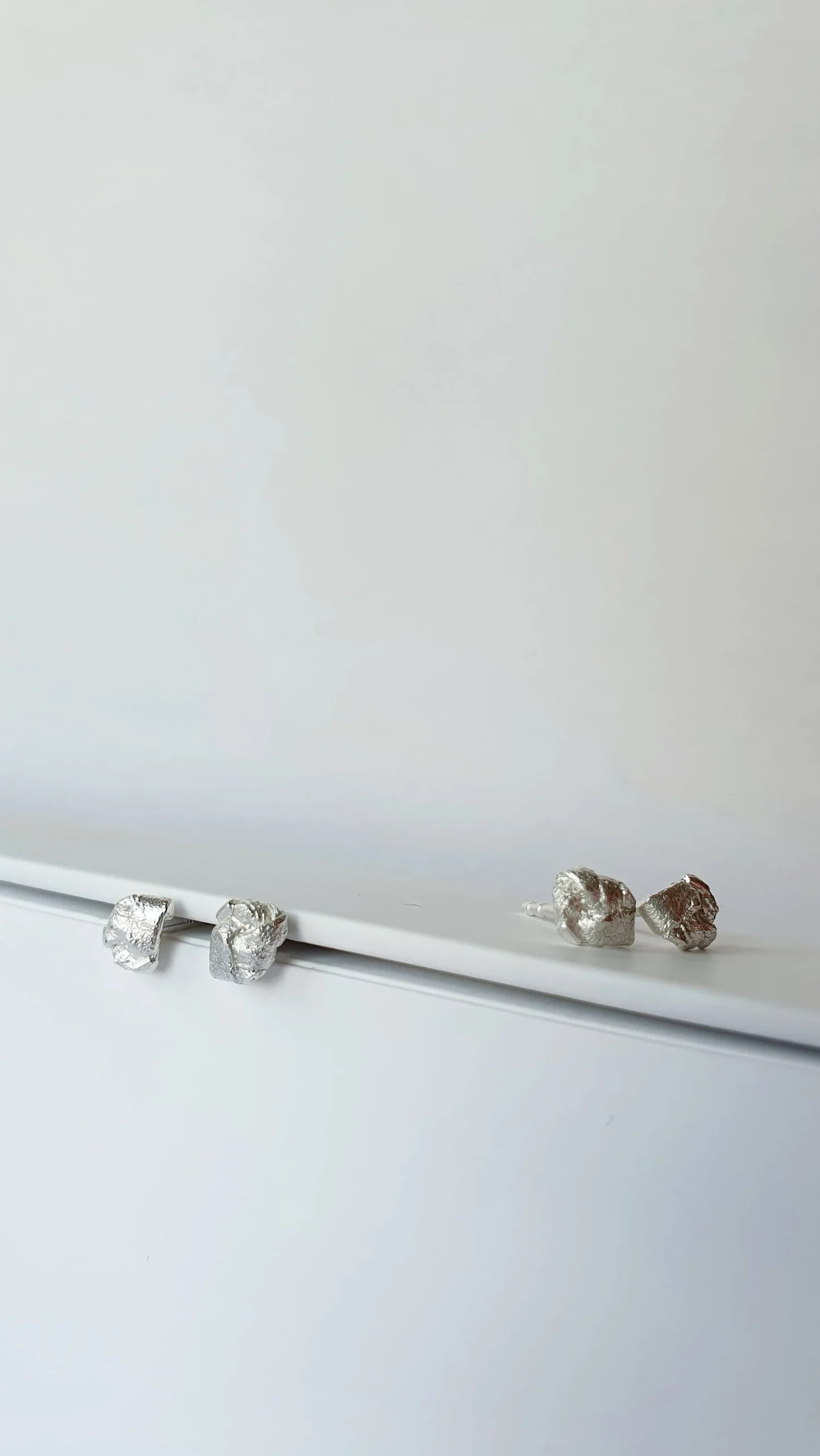 Zierliche Knoten-Ohrstecker aus 925 Silber – Minimalistisch, Zeitlos & Auch für Kinder Geeignet